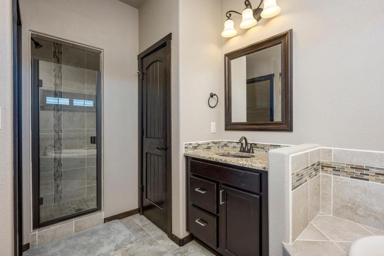 Turtleback Oasis - Minutes To Lake, Hot Springs, Golf - Luxurious, Spacious And Equipped Elephant Butte Exterior foto